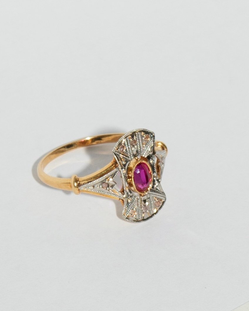 la bague radiosa la bague radiosa