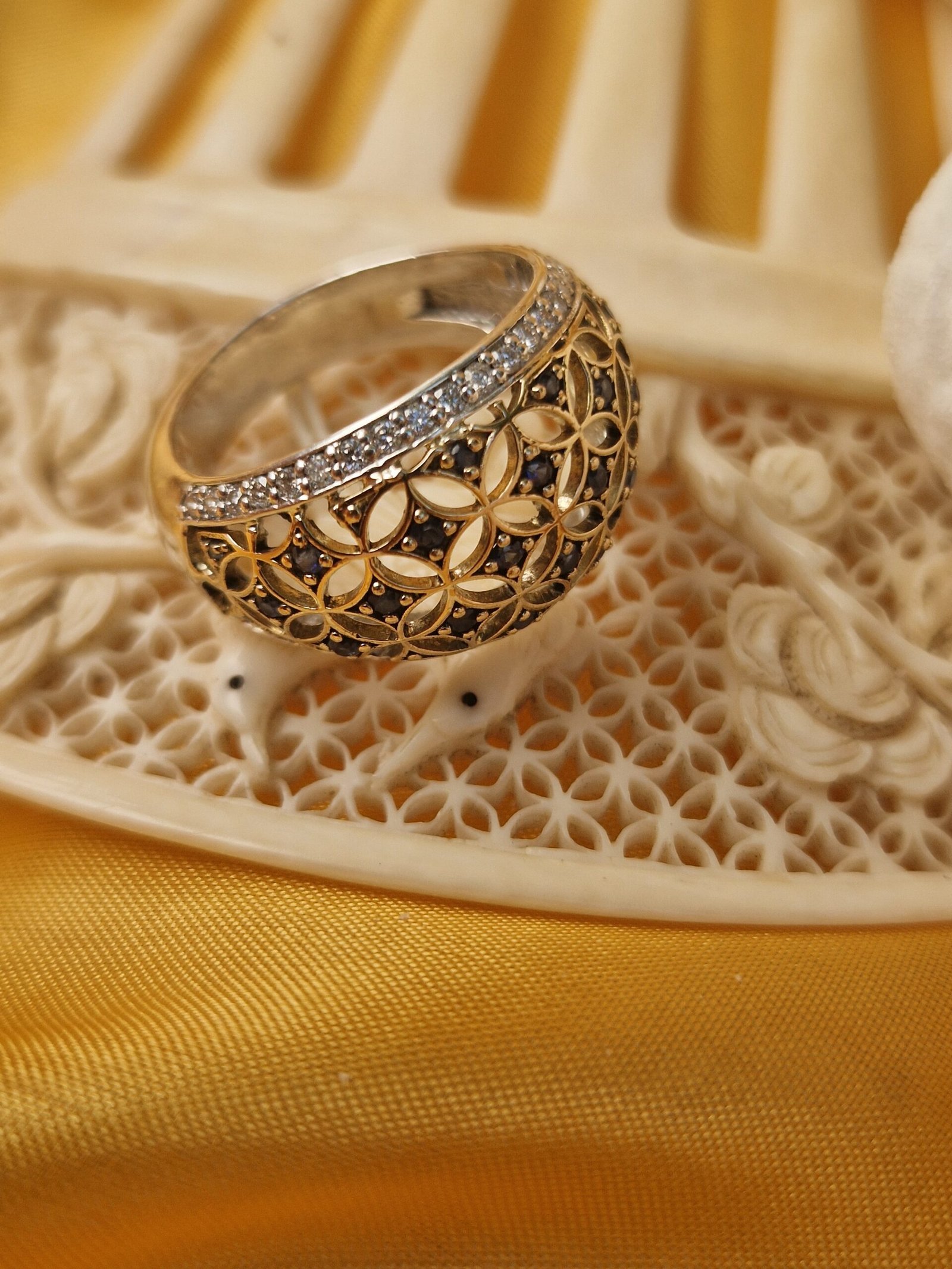 la bague cattedrale (copie) la bague cattedrale (copie)
