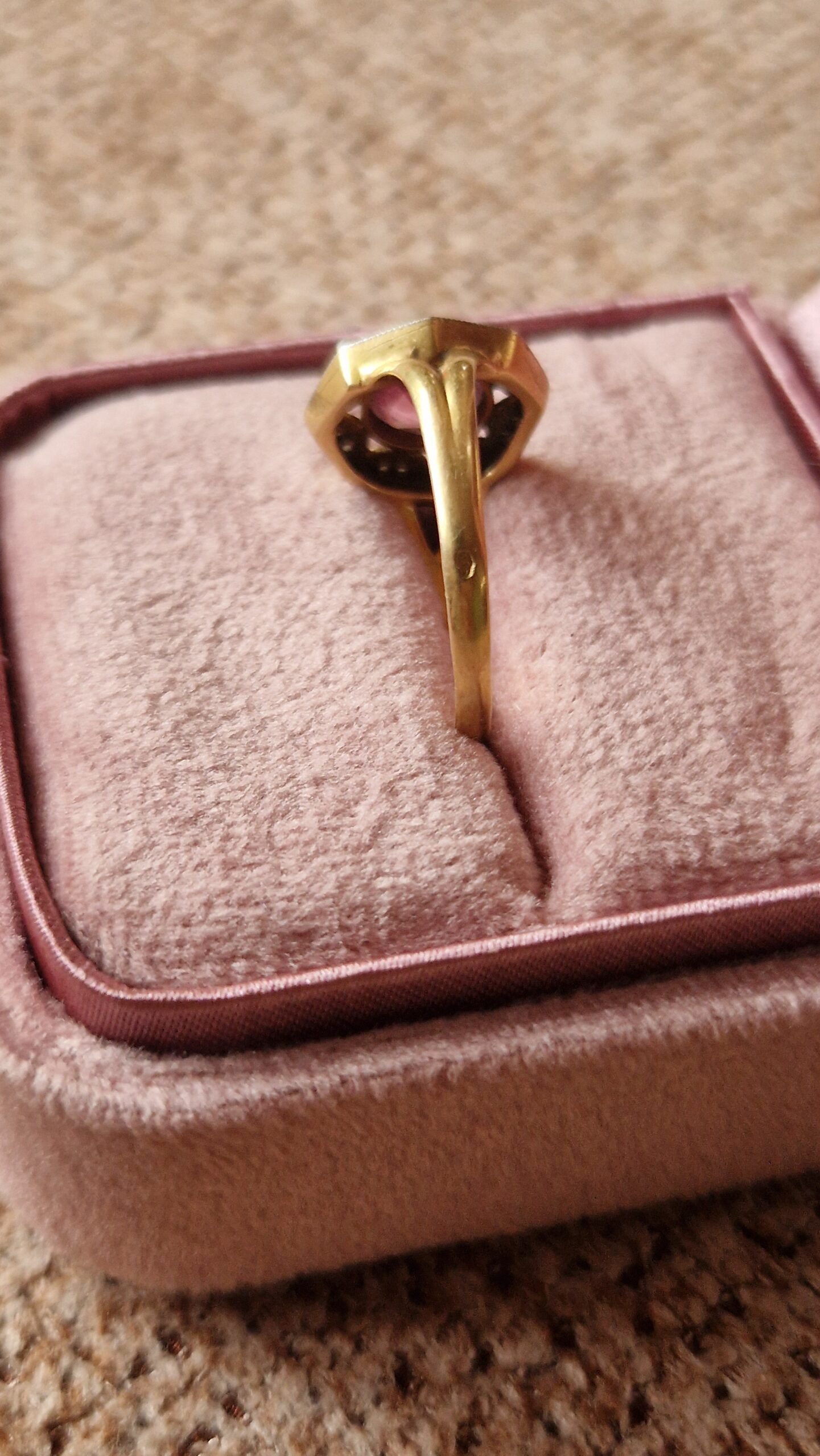 la bague rosa la bague rosa
